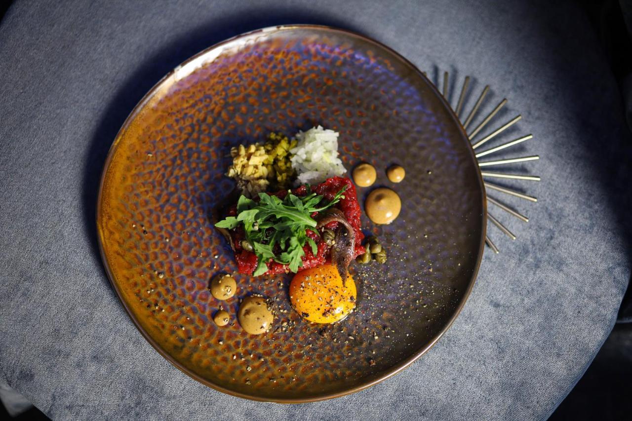 Niebieski Art Hotel & Spa Krakow Dış mekan fotoğraf A dish at the restaurant